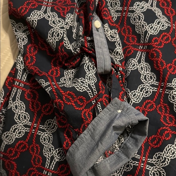 🌹TOMMY HILFIGER FLORAL PIN TUCK BUTTON DOWN SHIRT - Picture 7 of 11